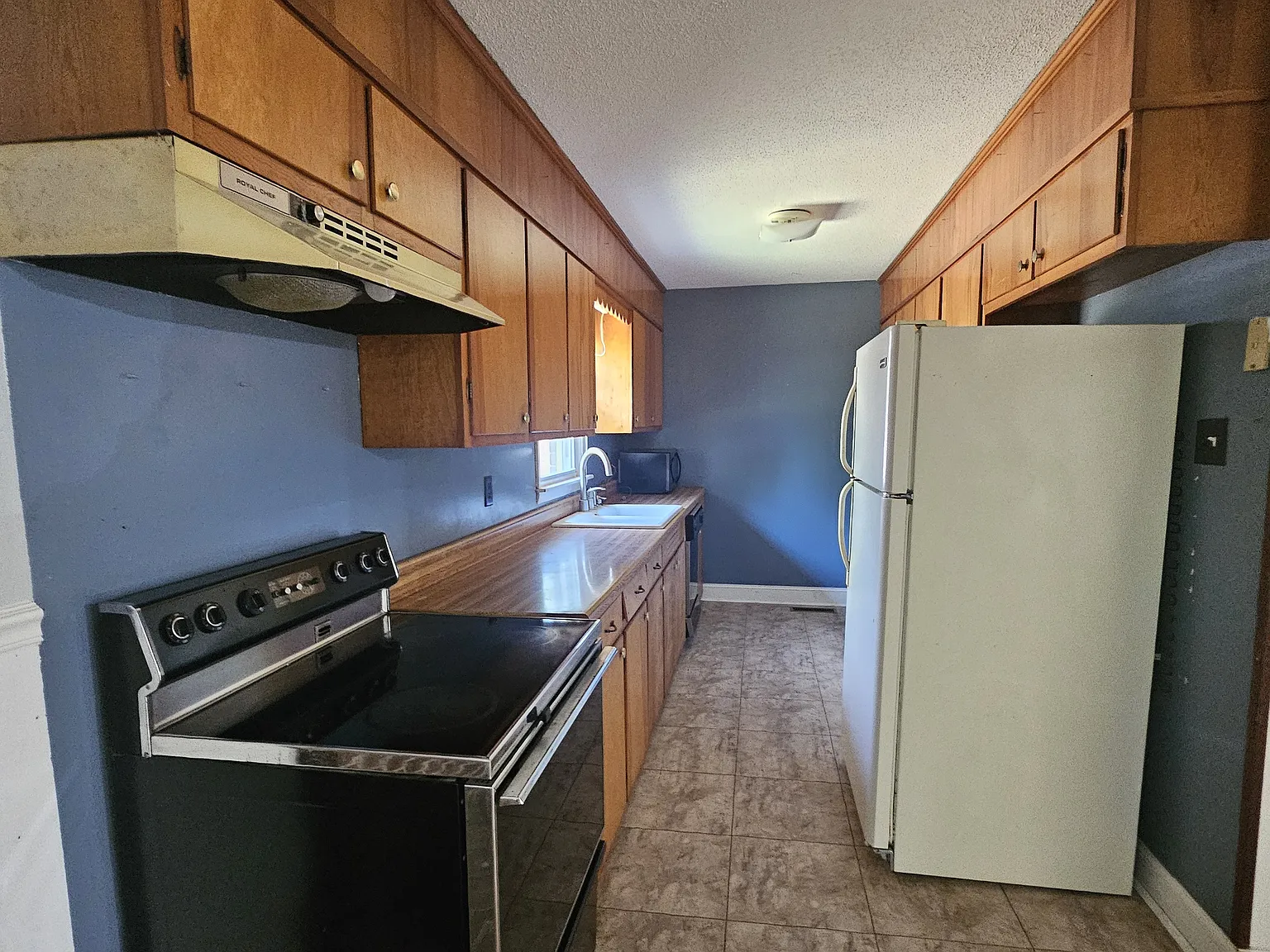 3 bed, 1104 sqft, $1,000 — Photo 4