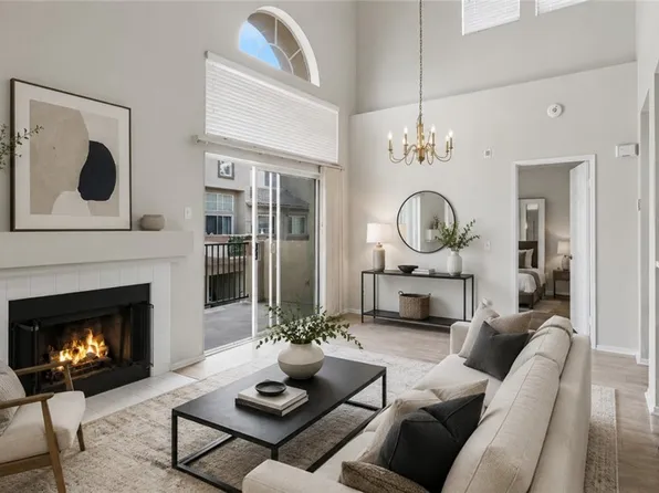 2951 Via Milano Unit 202, Corona, CA 92879