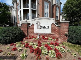 12953 Centre Park Cir APT 320, Herndon, VA 20171