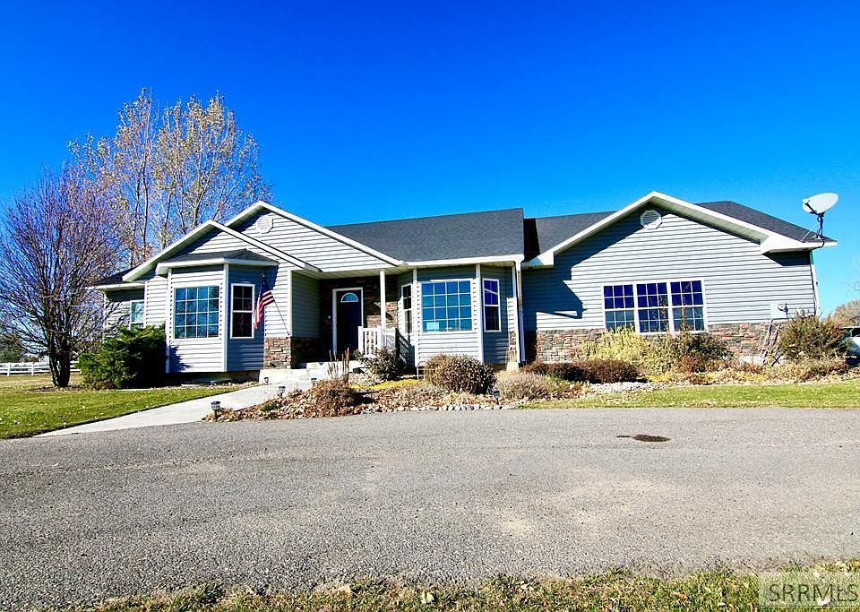 165 N 4100 E, Rigby, ID 83442 | Zillow