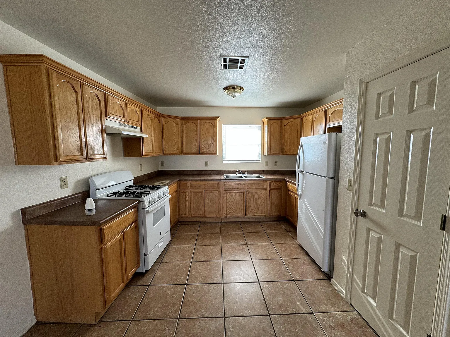8715 Independence Drive #07 - 3 — Photo 3
