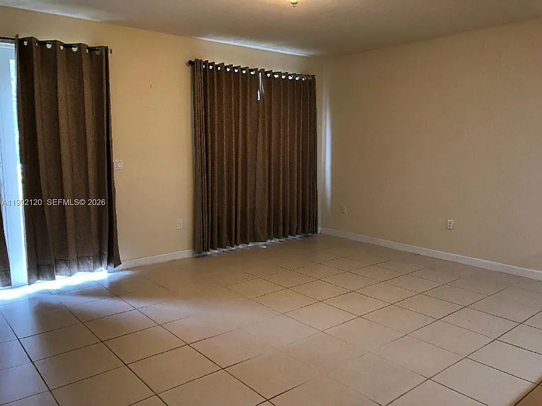 17000 SW 90th Ter — Photo 33