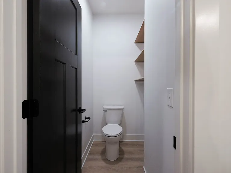 8620 S 50th Ct — Photo 25