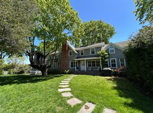 143 Upper 7 Ponds Rd, Water Mill, NY 11976