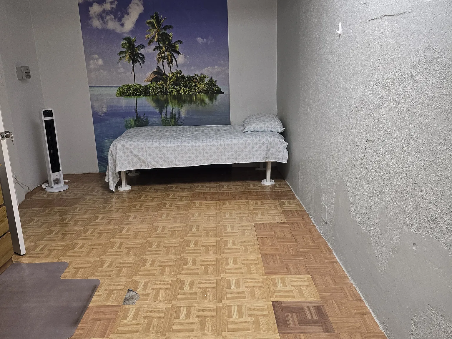 1 bed, 200 sqft, $1,100 — Photo 4