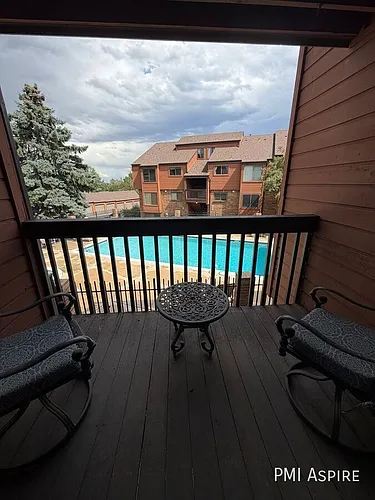 445 Wright St #213 Photo 1