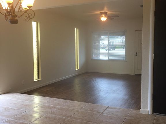 4th image of 9687 Lake Natoma Dr