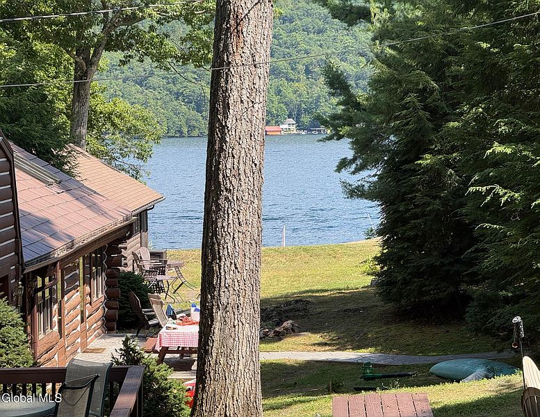 4th image of 74 Christiana Court