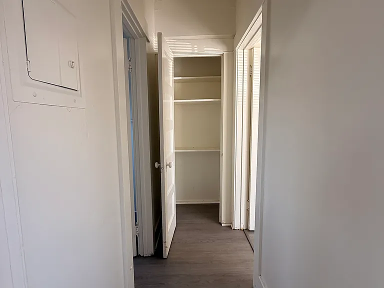403 W Amerige Ave #2 — Photo 7