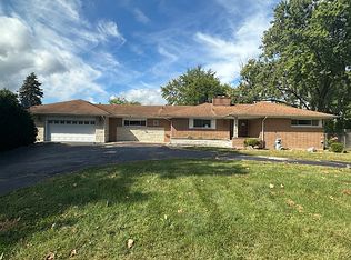 7216 Leonard Dr, Darien, IL