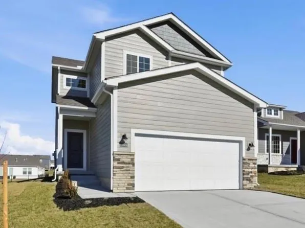 27014 E Dogwood Ln, Lake Lotawana, MO 64086