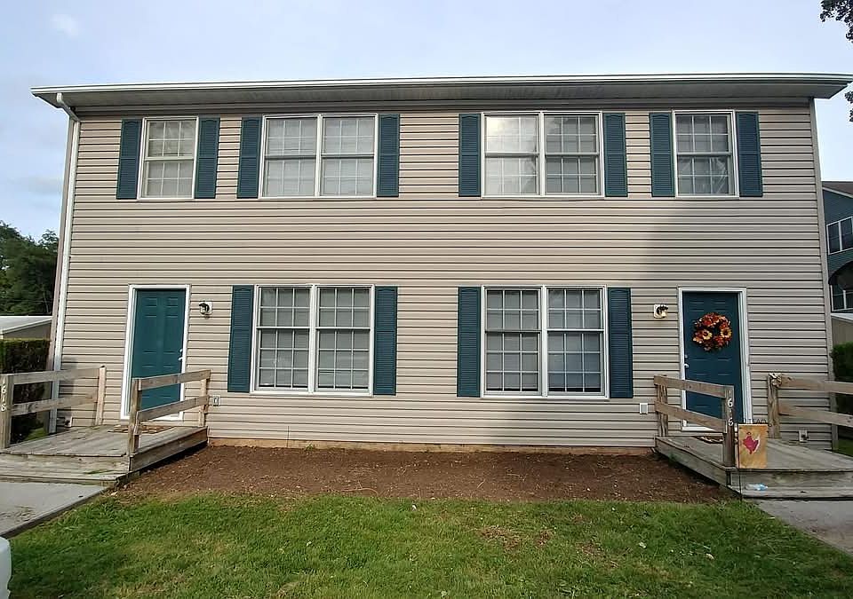 1st image of 1618 Whipple Dr