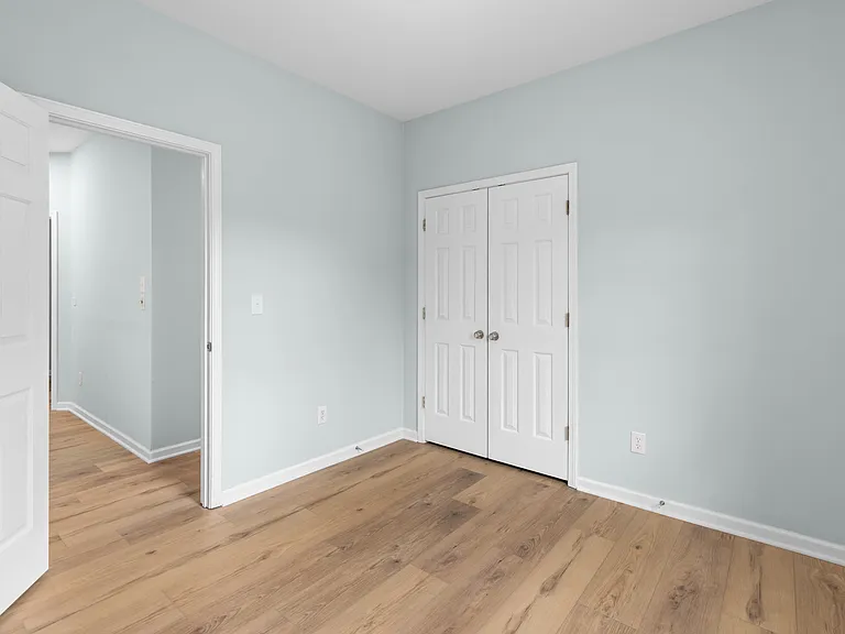 380 Belmont Chase Ct — Photo 38