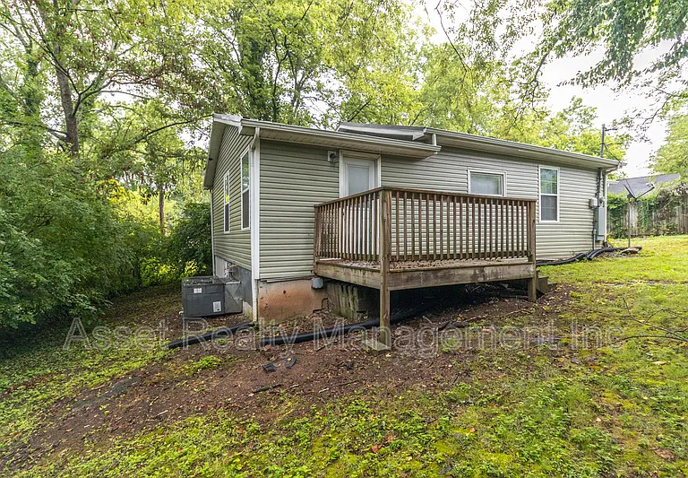 3009 Sevier Ave — Photo 20