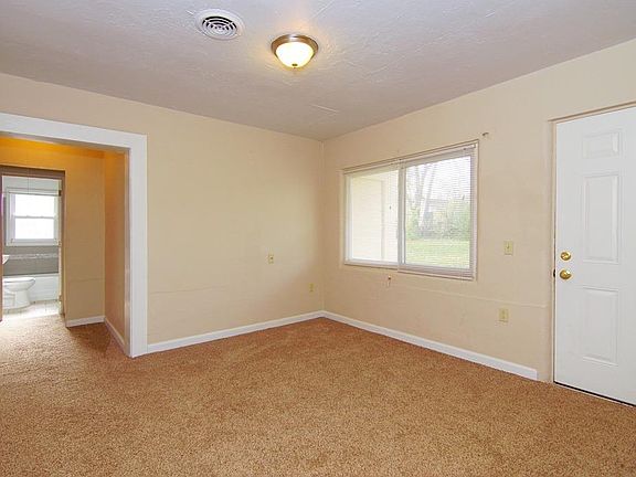 5th image of 3719 Kirkup Ave #2