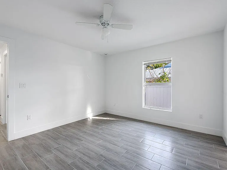 3018 SE Iris St — Photo 14
