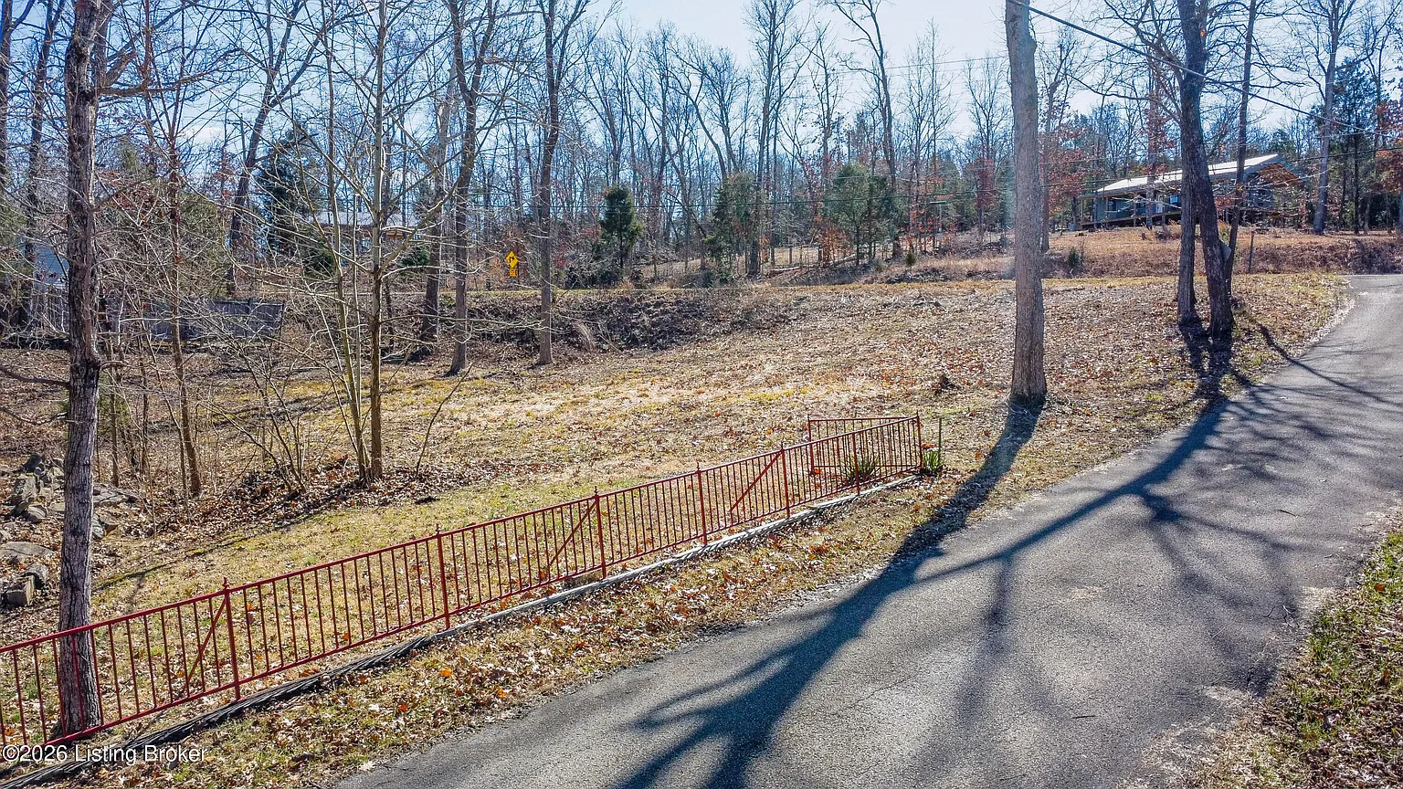 37 Bessie Ln photo 1