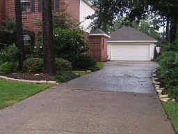 Large driveway with detatched garage.  Great play area for the kids.