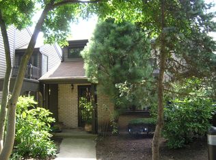 46 Riverbend Dr, North Brunswick, NJ 08902
