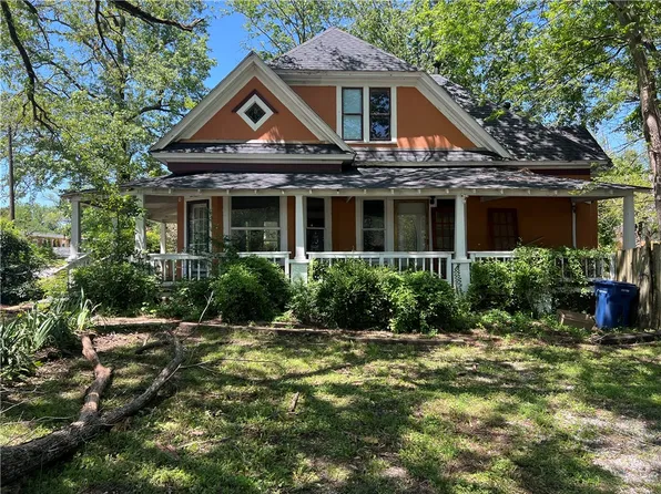 401 N Broadway St, Siloam Springs, AR 72761