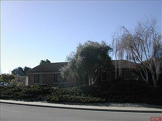1st image of 422 Clubhouse Dr
