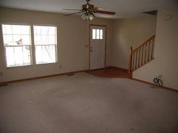 5th image of 5806 Camhurst Ct