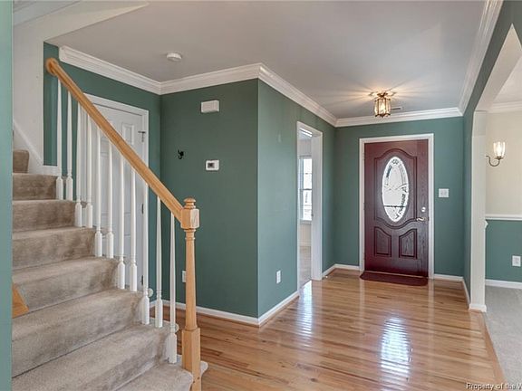 5th image of 5871 Montpelier Dr