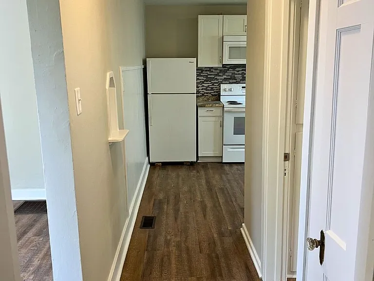 716 One N Meridian — Photo 7