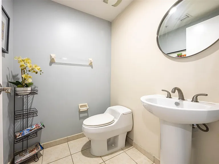 14951 Royal Oaks Ln #1109 — Photo 20