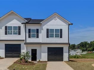 616 Pompano Dr, Greensboro, NC 27410