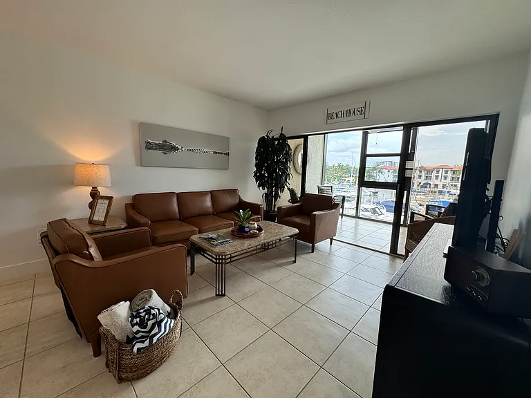 801 River Point Dr #206A — Photo 10