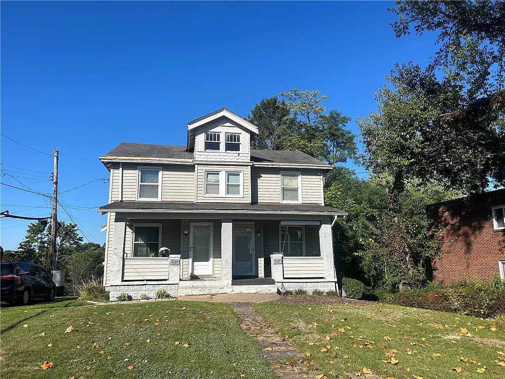 935 Perry Hwy photo 1