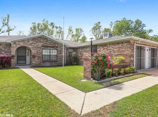 521 W Amanda Ave, Foley, AL 36535