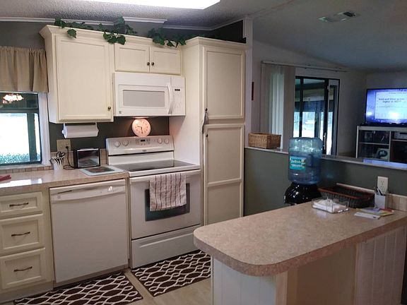 5th image of 709 Sandwedge Ct