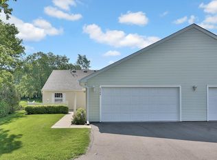 6984 Inverness Ct #56, Inver Grove Heights, MN 55077