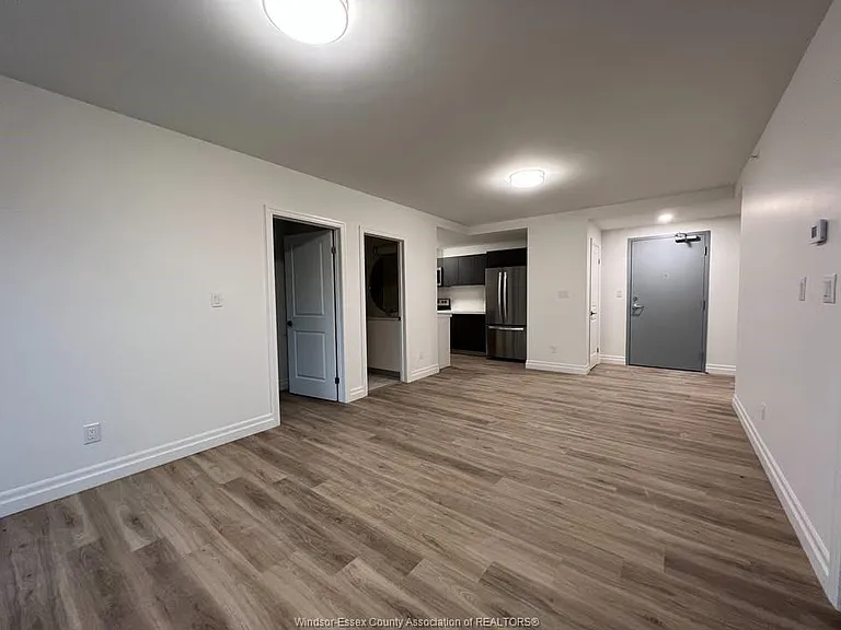 3340 Stella Cres #420 — Photo 3