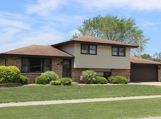 13656 Le Claire Ave, Crestwood, IL 60418