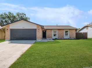 922 Hayloft Ln, San Antonio, TX 78245