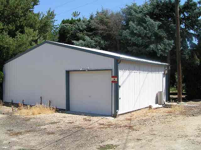 2nd image of Russell Ln