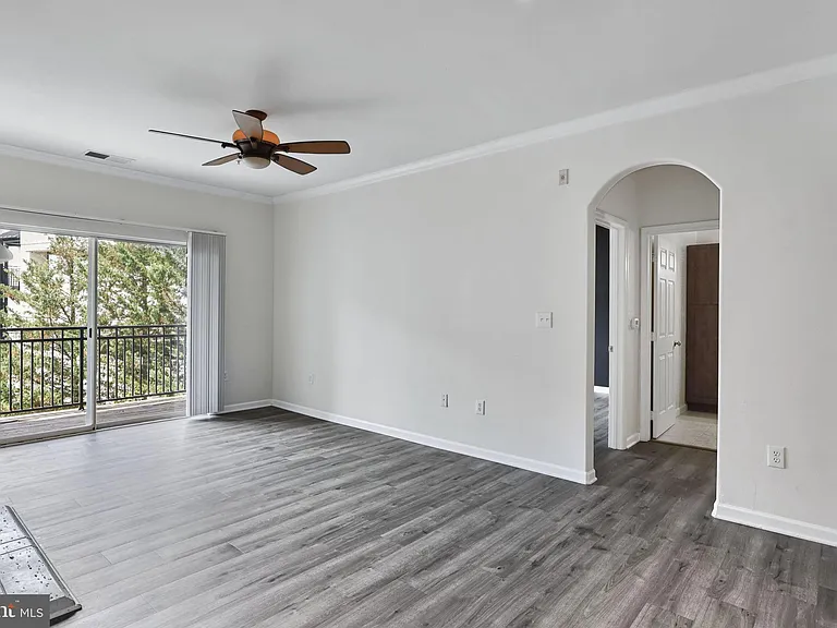12925 Centre Park Cir #301 — Photo 9