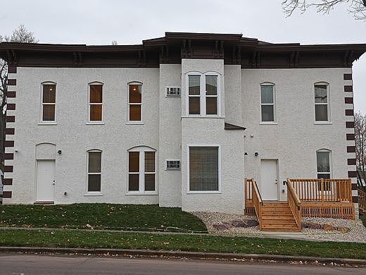 Building Photo 3