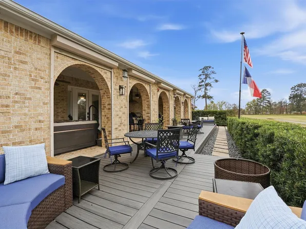 19623 Fairway Island Dr, Humble, TX 77346