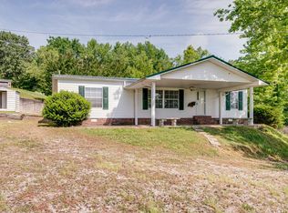 33 Arnold Cemetery Rd, Camden, TN 38320