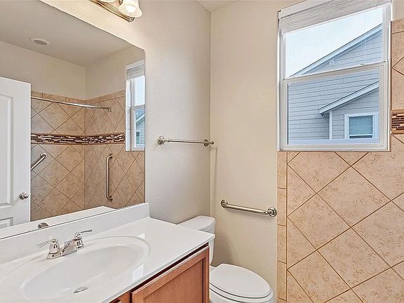 2nd image of 334 Newberry Main Cv