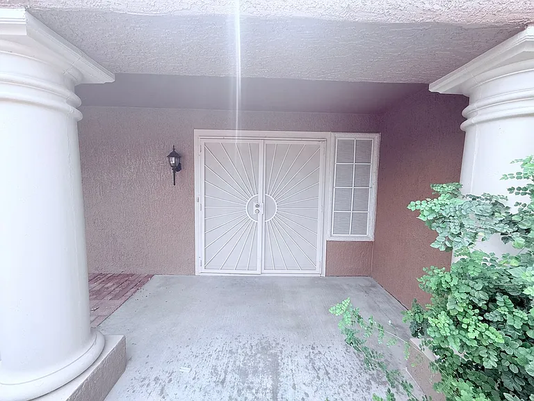 9709 Blue Bell Dr — Photo 24