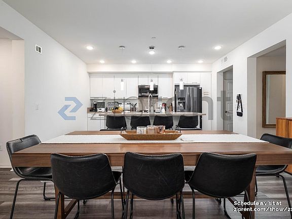4th image of 5201 Beachside Ln #129
