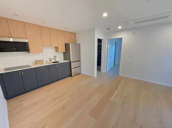 1031 Chadbourne Ave, Millbrae, CA 94030