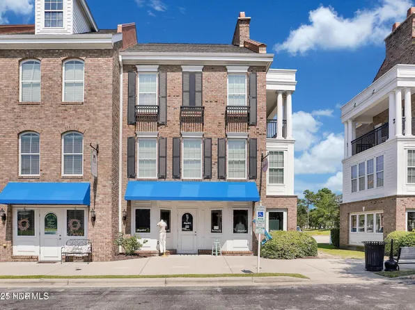 1790 Queen Anne St #1, Sunset Beach, NC 28468