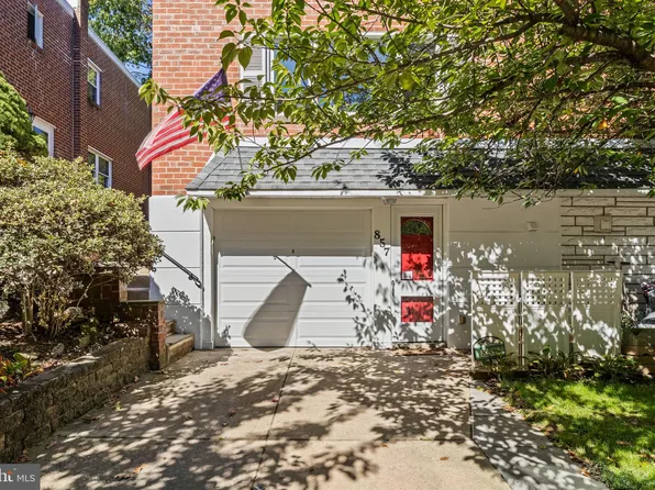 857 W Bells Mill Rd, Philadelphia, PA 19128