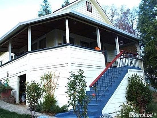 1st image of 348 Mill St